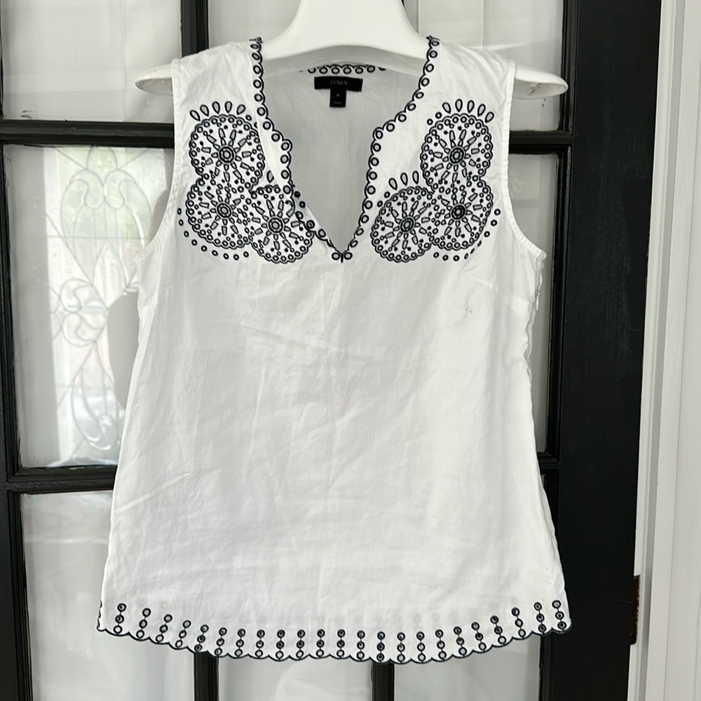 J. Crew cotton notch collar sleeveless top 🌿